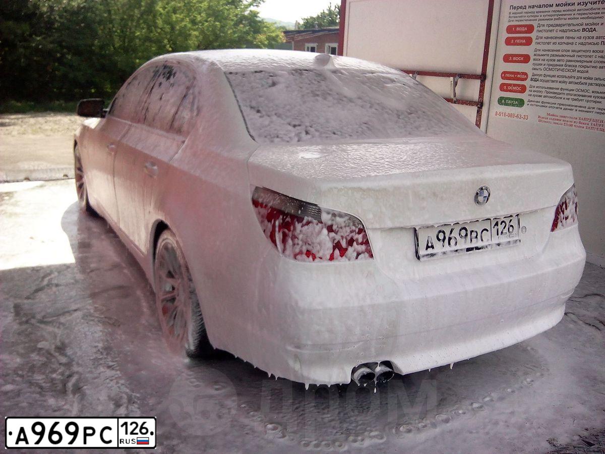 Фото автомобиля МИЦУБИСИ ПАДЖЕРО 3.2 LWB, 2014 — госномер О562КН126. Цвет: СЕРЫЙ