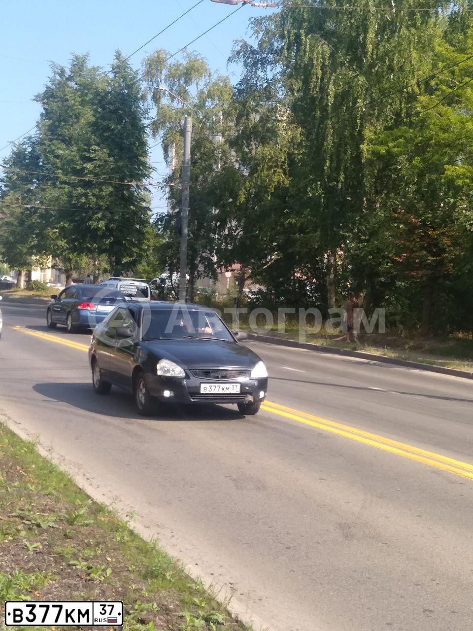Фото автомобиля LADA 2172 PRIORA, 2008 — госномер В377КМ37. Цвет: ЧЕРНЫЙ