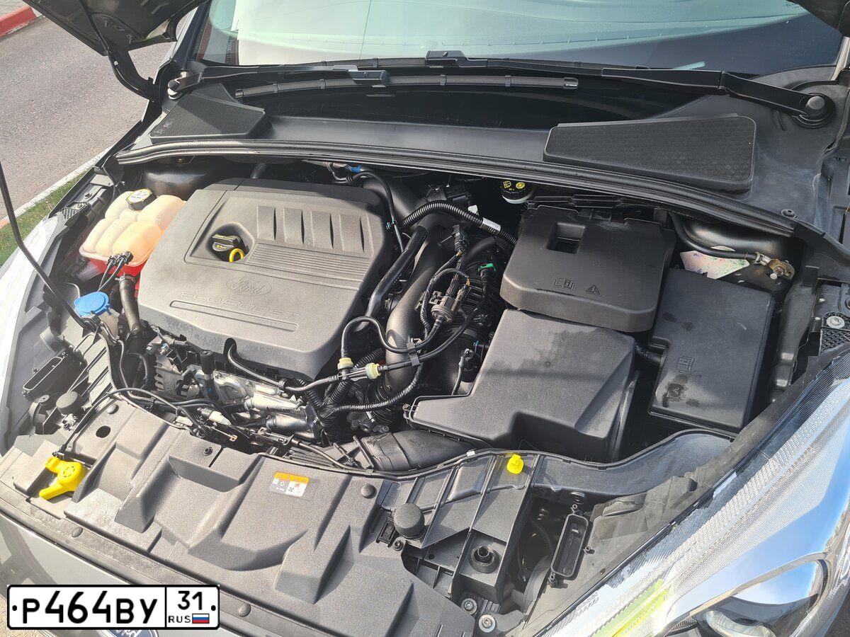 Фото автомобиля FORD FOCUS, 2012 — госномер О300ЕТ46. Цвет: Белый