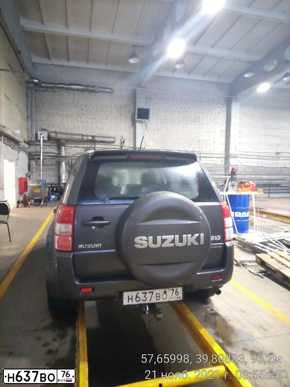 Фото автомобиля SUZUKI /GRAND/ VITARA, 2014 — госномер Н637ВО76. Цвет: СЕРЫЙ