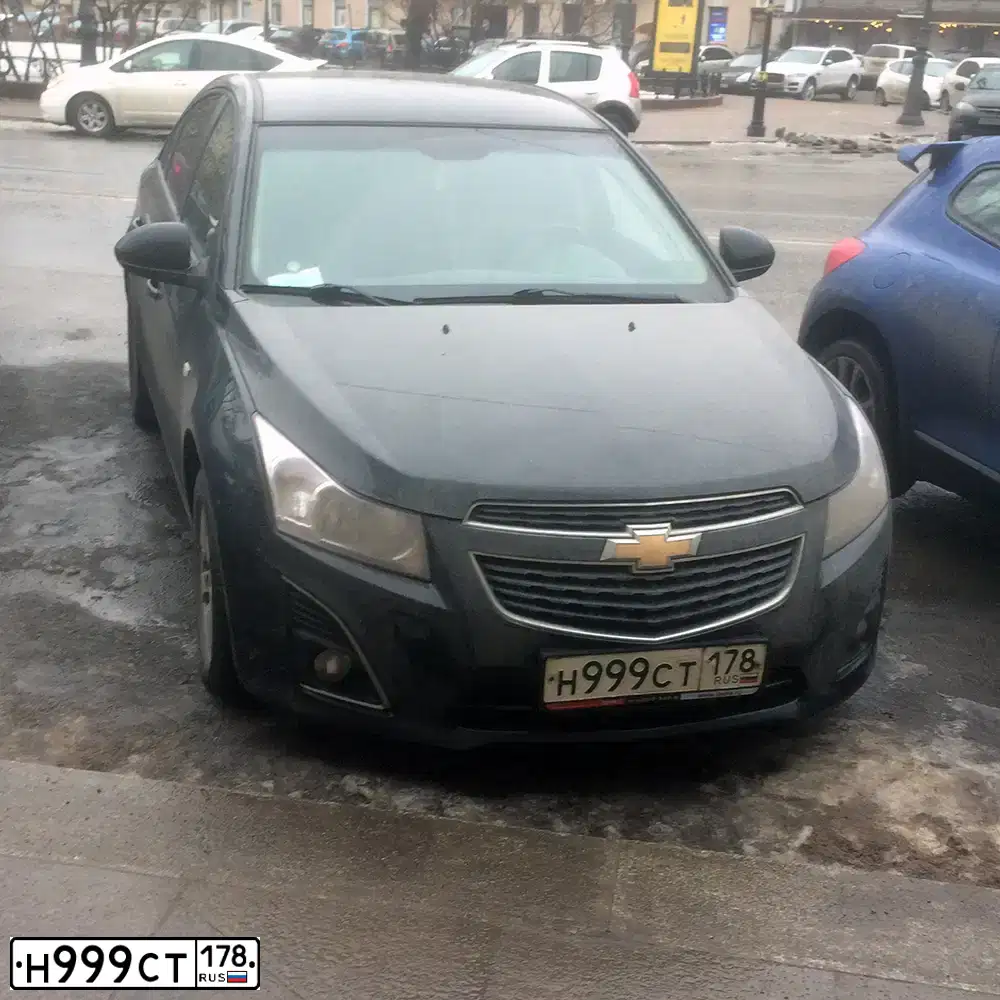 Фото автомобиля CHEVROLET CRUZE, 2012 — госномер Н999СТ178. Цвет: ЧЕРНЫЙ МЕТАЛЛИК