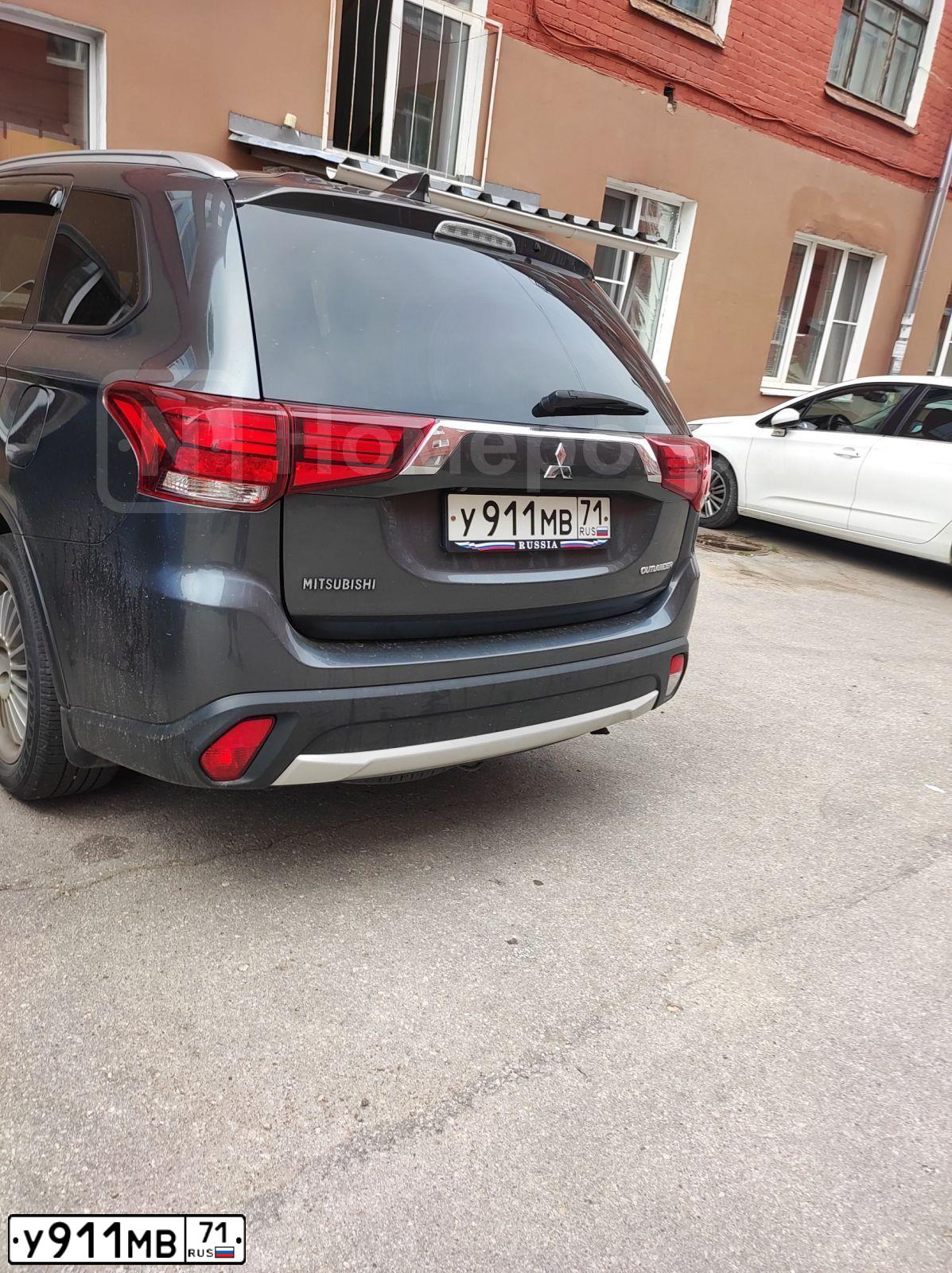Фото автомобиля MITSUBISHI OUTLANDER, 2018 — госномер К777СМ69. Цвет: СЕРЫЙ