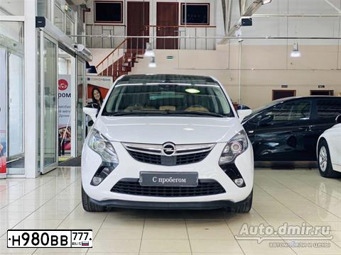 Фото автомобиля OPEL ZAFIRA, 2013 — госномер М789ТН21. Цвет: Белый