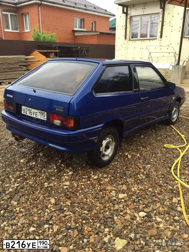 Фото автомобиля LADA 2108 SAMARA, 1990 — госномер В216УЕ190. Цвет: СИНИЙ