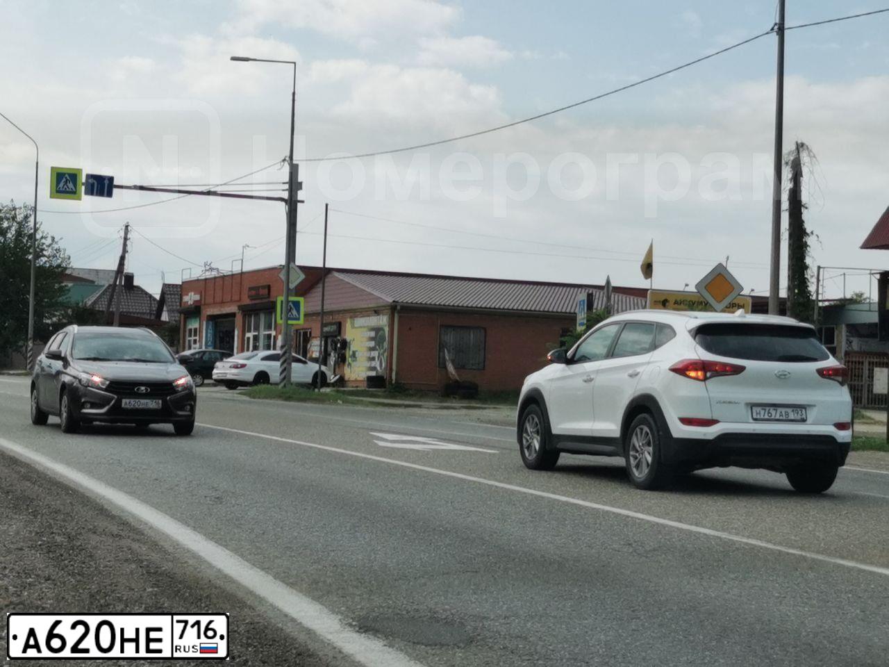 Фото автомобиля LADA VESTA, 2018 — госномер А620НЕ716. Цвет: Коричневый