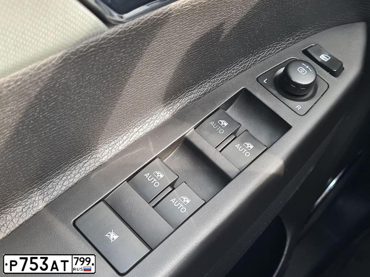 Фото автомобиля OPEL ANTARA, 2012 — госномер Р753АТ799. Цвет: ЧЕРНЫЙ