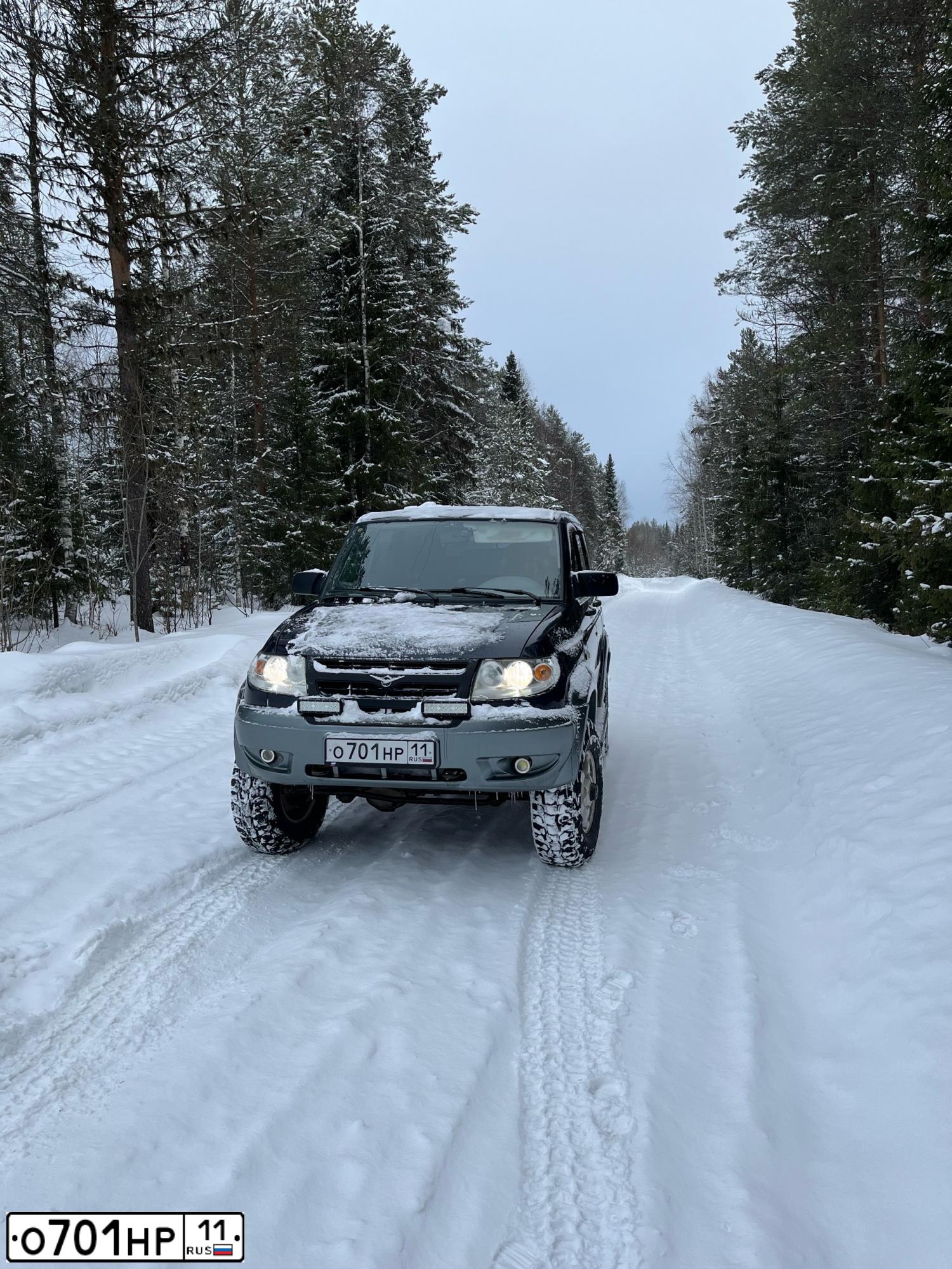 Фото автомобиля UAZ PATRIOT, 2007 — госномер Р573УА11. Цвет: ПОСЕЙДОН МЕТАЛЛИК