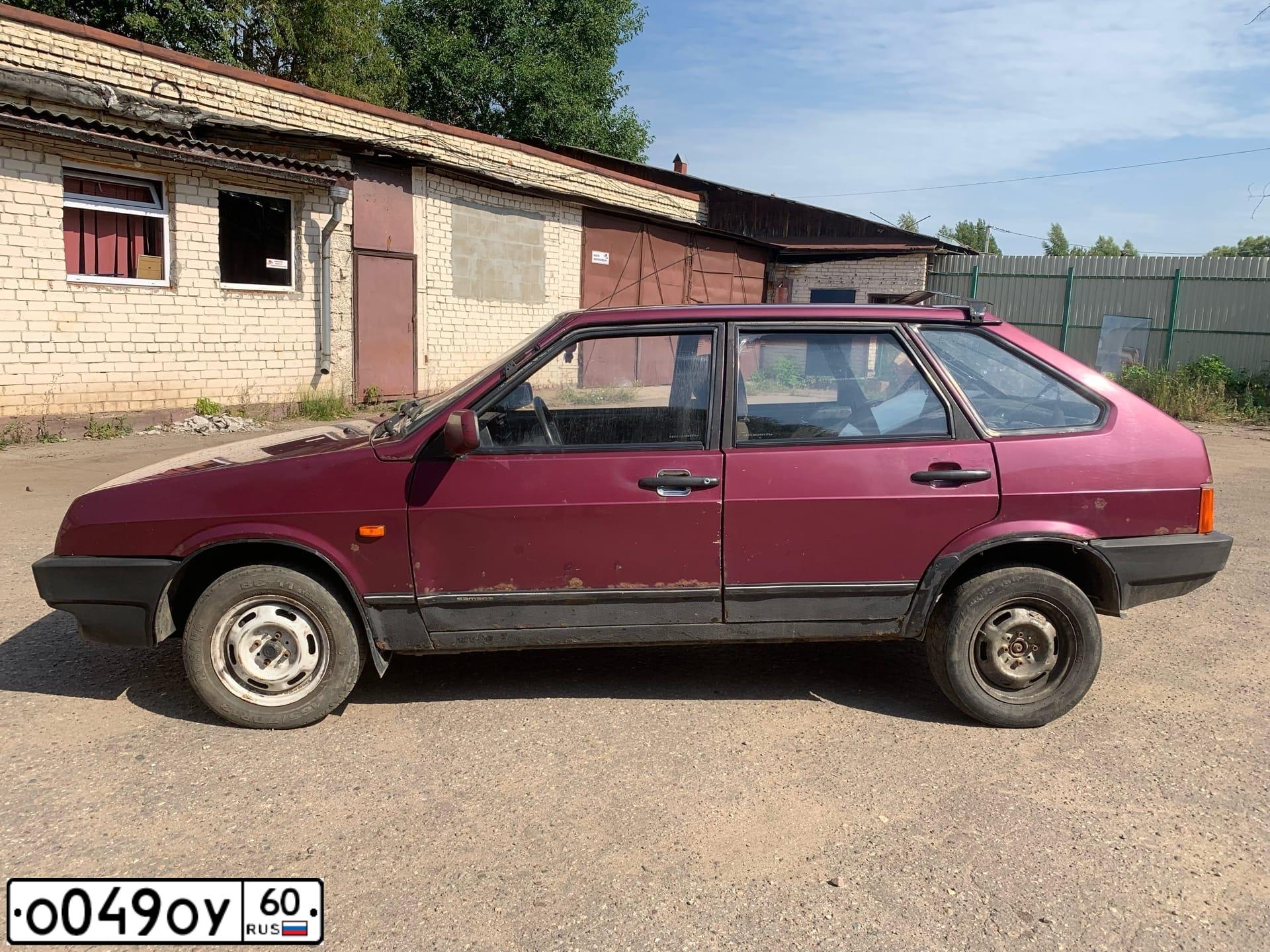 Фото автомобиля LADA 2109 SAMARA, 2001 — госномер О049ОУ60. Цвет: СЕРЕБРИСТ ТЕМНО-КРАСНЫЙ