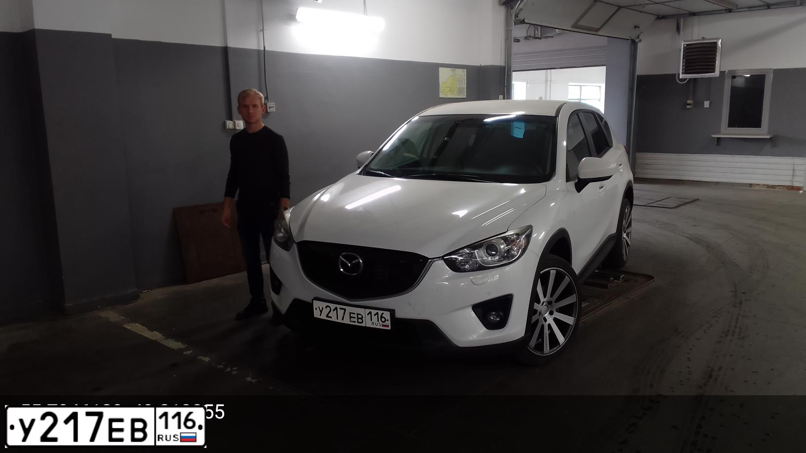 Фото автомобиля MAZDA CX-5, 2014 — госномер О008ТР116. Цвет: БЕЛЫЙ ПЕРЛАМУТР