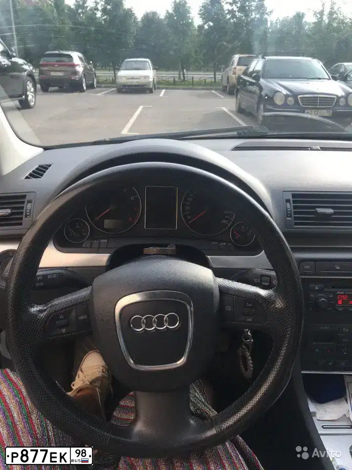 Фото автомобиля AUDI A4, 2006 — госномер Р877ЕК98. Цвет: ЧЕРНЫЙ