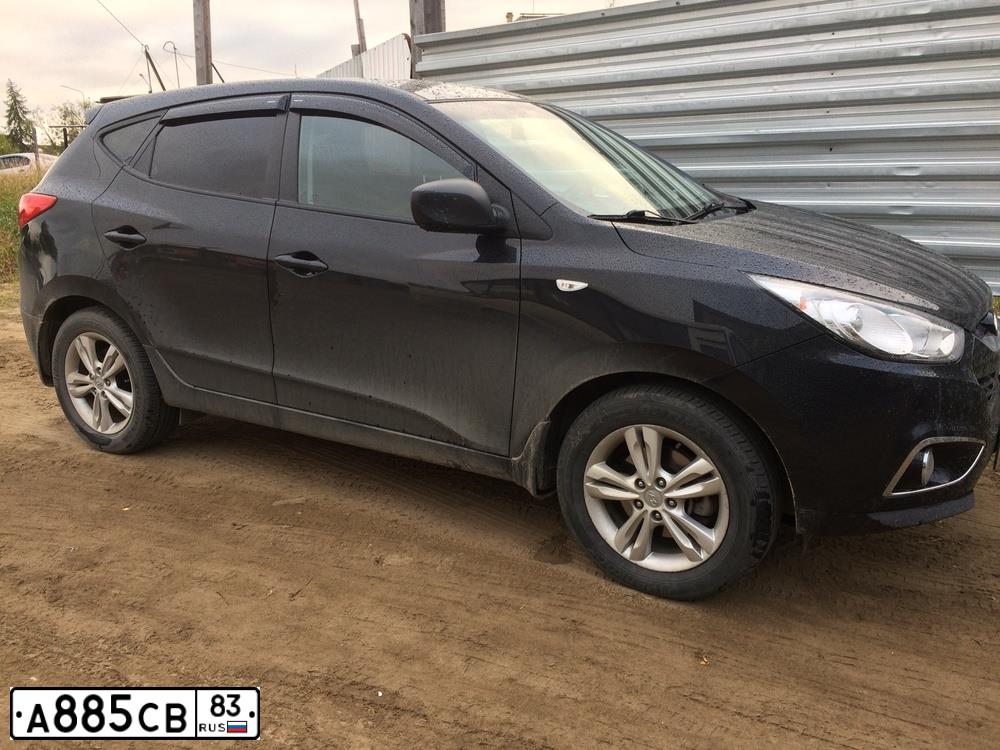Фото автомобиля HYUNDAI IX35, 2011 — госномер Е022КМ07. Цвет: ЧЕРНЫЙ