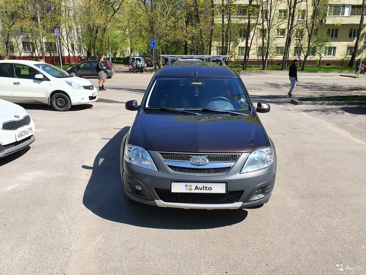 Фото автомобиля KIA CEE'D, 2018 — госномер К607КО799. Цвет: БЕЛЫЙ ЖЕЛТЫЙ СЕРЫЙ