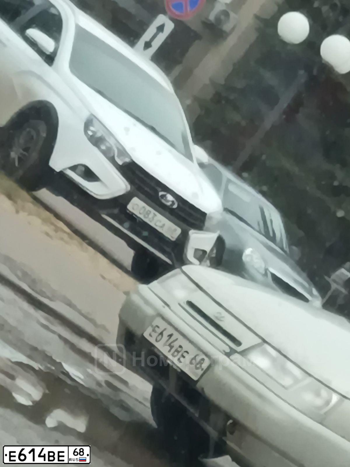 Фото автомобиля LADA 2110 LADA, 2003 — госномер Е614ВЕ68. Цвет: МОЛОЧНО-БЕЛЫЙ СЕРЕБРИСТЫЙ