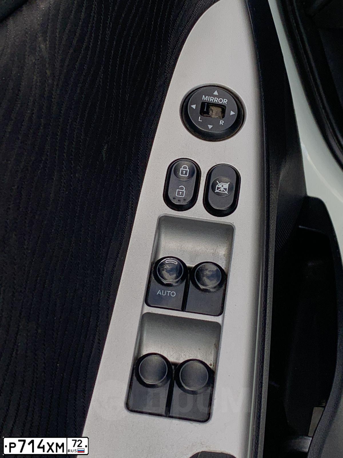 Фото автомобиля HYUNDAI SOLARIS, 2011 — госномер Н216РХ72. Цвет: Белый