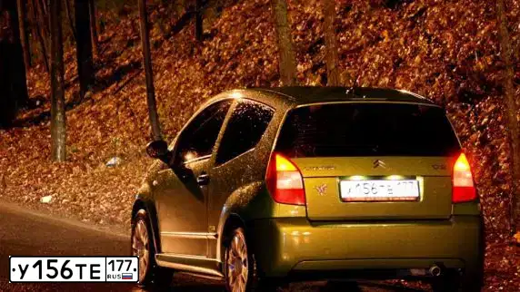Фото автомобиля MERCEDES-BENZ C-CLASS, 2001 — госномер Р892ВС17. Цвет: ЧЕРНЫЙ
