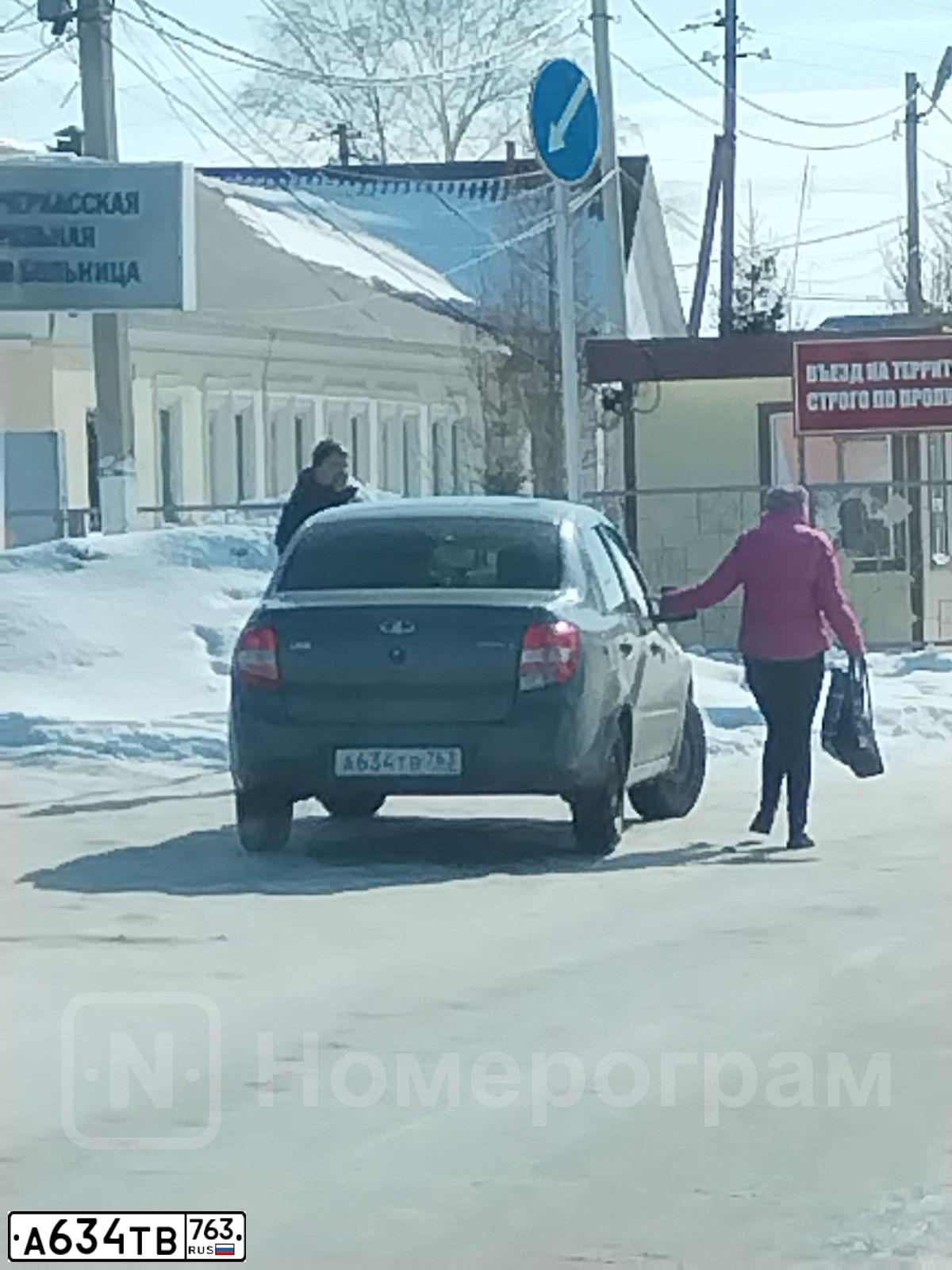Фото автомобиля LADA GRANTA, 2018 — госномер В414ОЕ156. Цвет: СЕРЕБРИСТО-ТЕМНО СЕРЫЙ