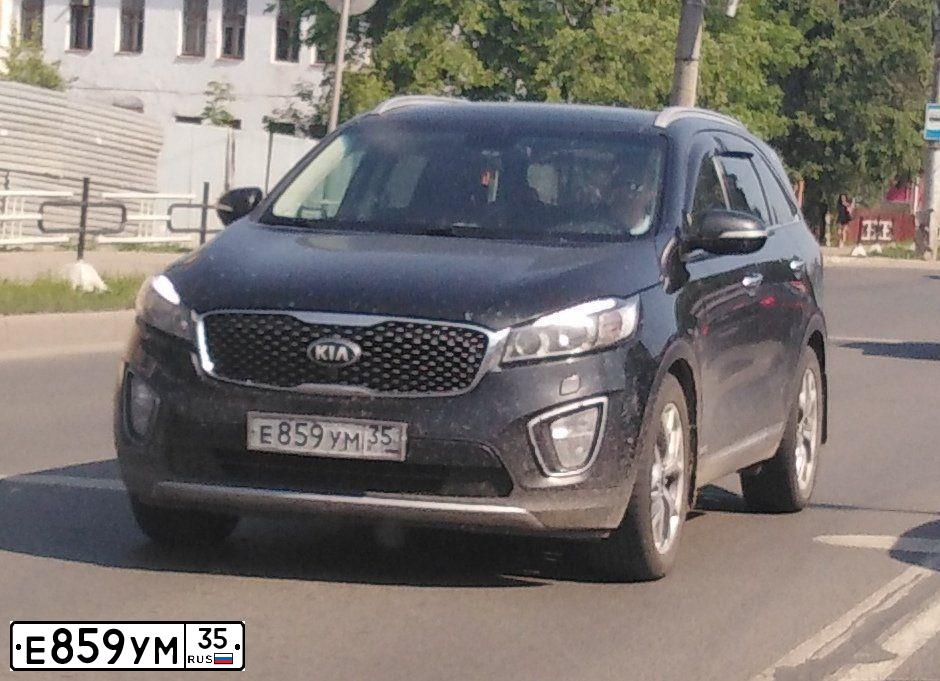 Фото автомобиля KIA SORENTO, 2017 — госномер А230НА136. Цвет: ЧЕРНЫЙ