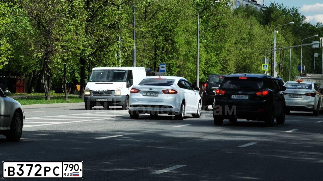 Фото автомобиля INFINITI I QX70 FX, 2010 — госномер О900ВТ197. Цвет: ЧЕРНЫЙ