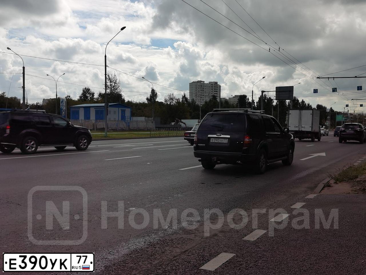 Фото автомобиля LADA 2109 SAMARA, 1996 — госномер Е390УК77. Цвет: ФИОЛЕТОВЫЙ