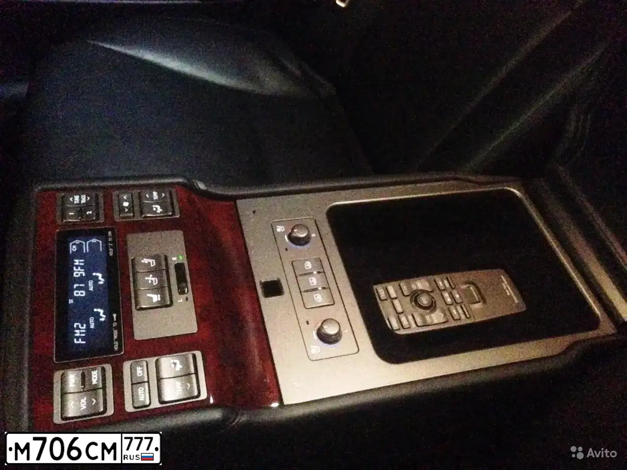 Фото автомобиля LEXUS LS, 2008 — госномер Е507РЕ177. Цвет: ЧЕРНЫЙ