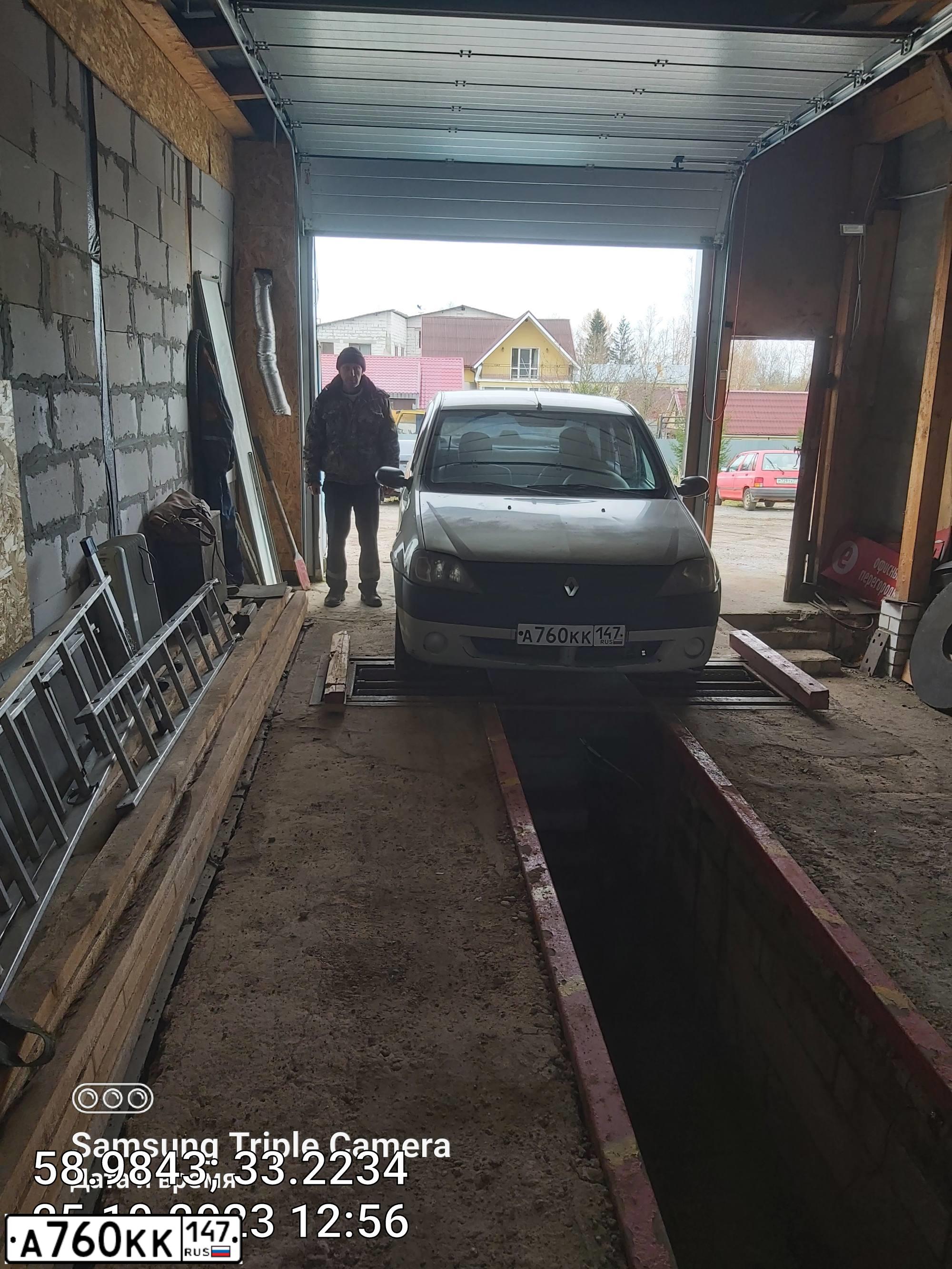 Фото автомобиля RENAULT LOGAN, 2008 — госномер К152КР53