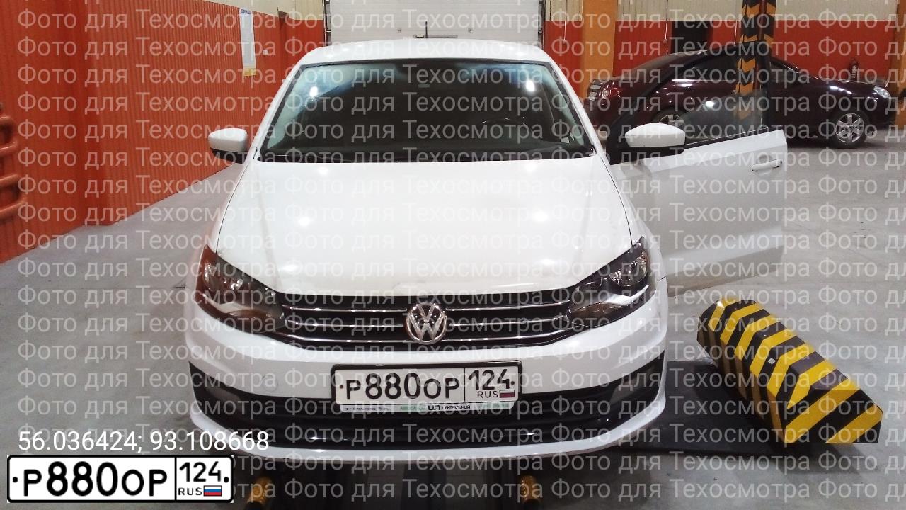 Фото автомобиля VOLKSWAGEN POLO, 2018 — госномер О669ВУ799. Цвет: Белый