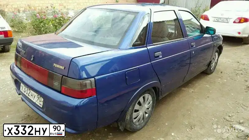 Фото автомобиля LADA 2110, 2003 — госномер К351МО164. Цвет: СЕРЕБРИСТЫЙ ЯРКО-СИНИЙ