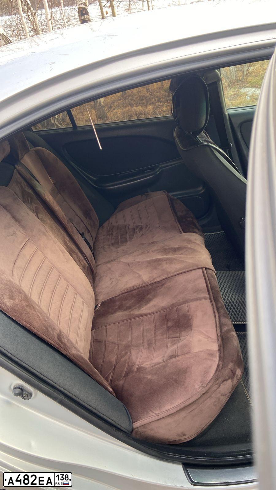 Фото автомобиля TOYOTA AVENSIS, 2001 — госномер Х544МА138. Цвет: СЕРЫЙ