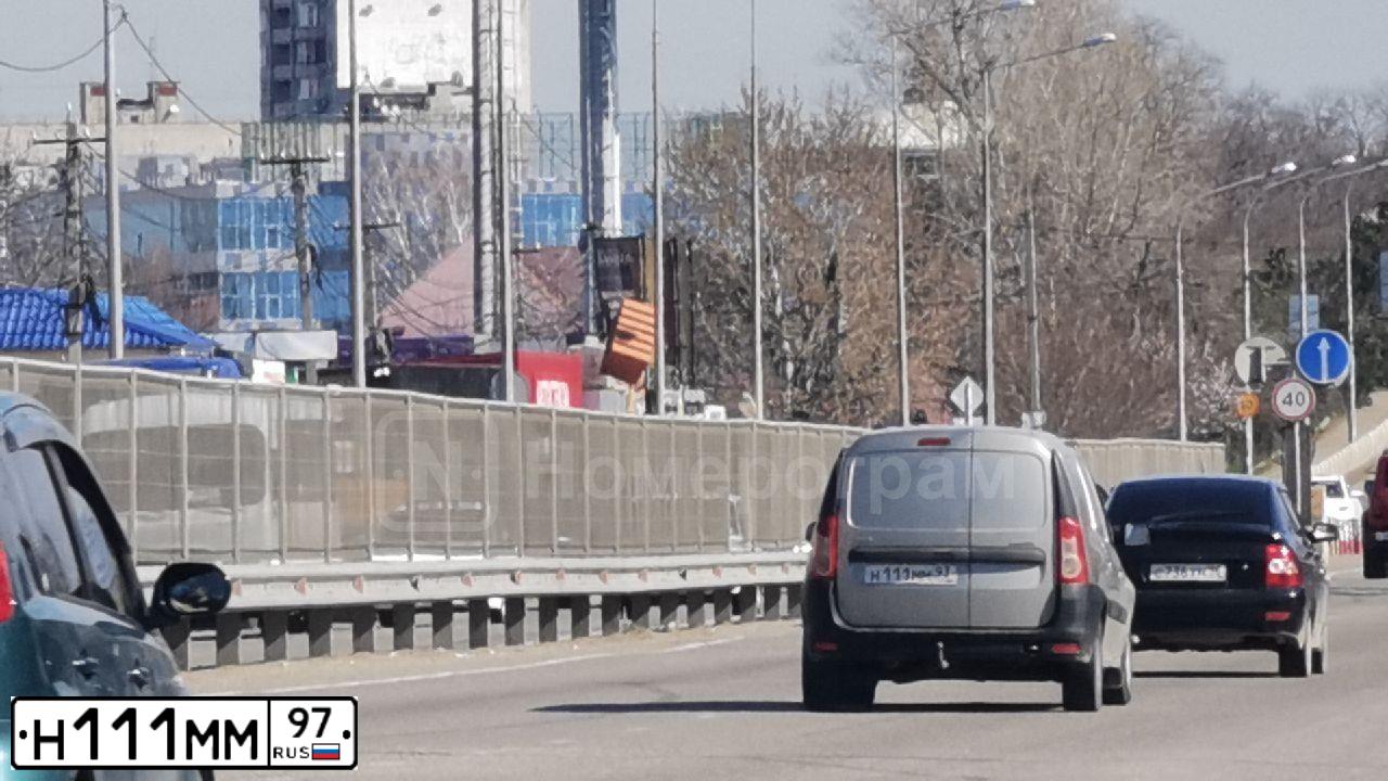 Фото автомобиля NISSAN ALMERA, 2007 — госномер Х298ОС150. Цвет: СЕРЕБРИСТЫЙ