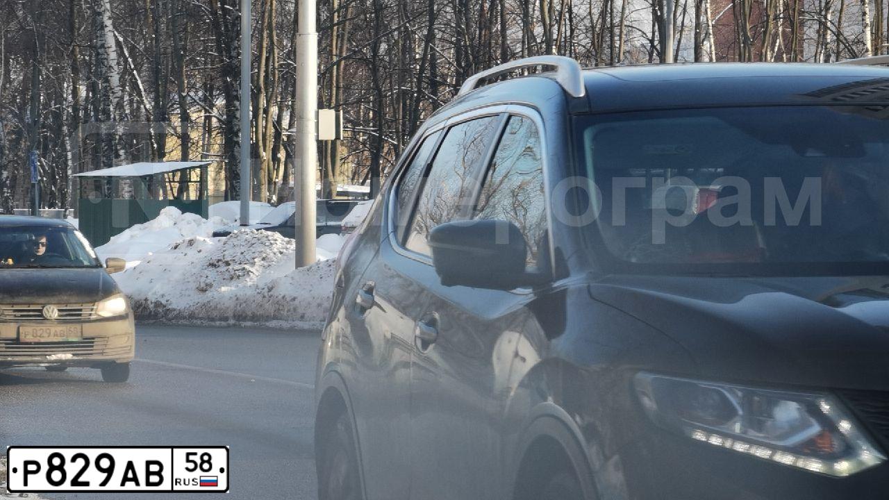 Фото автомобиля HYUNDAI TUCSON, 2008 — госномер С300СК58. Цвет: ЧЕРНЫЙ