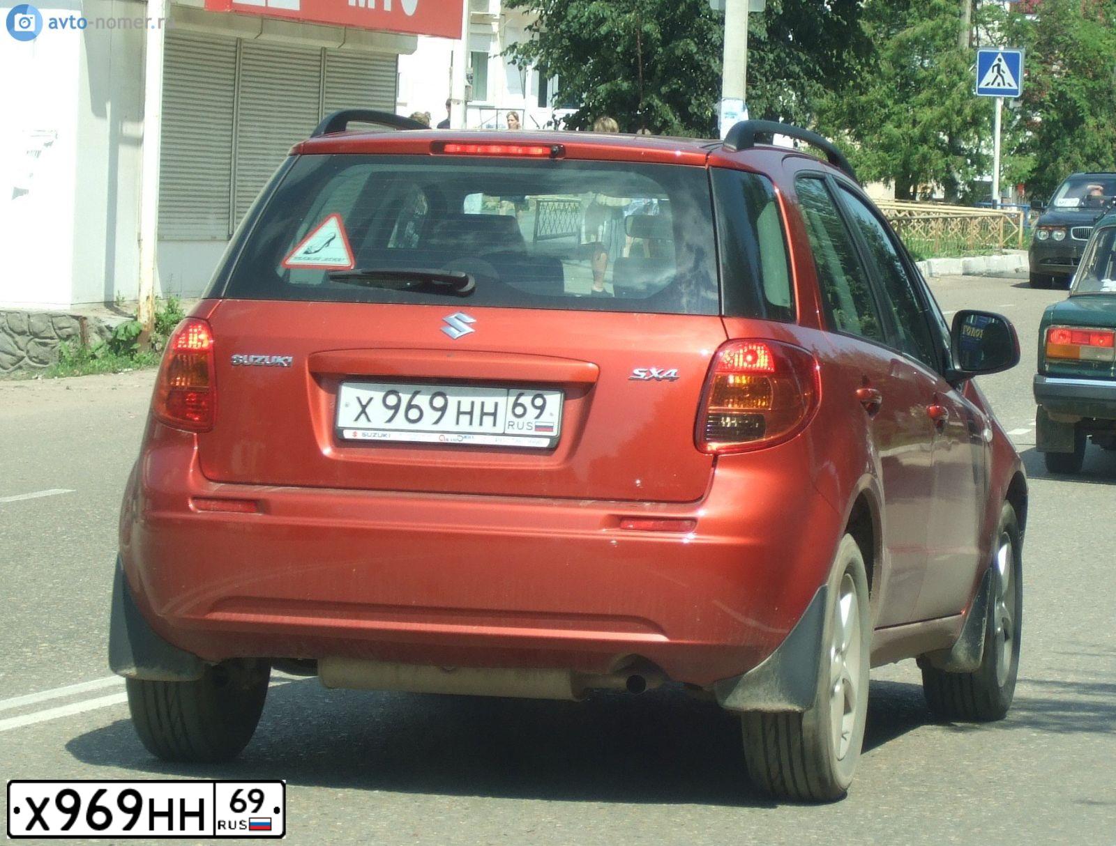 Фото автомобиля VOLKSWAGEN TIGUAN, 2019 — госномер Х969НН69. Цвет: Белый