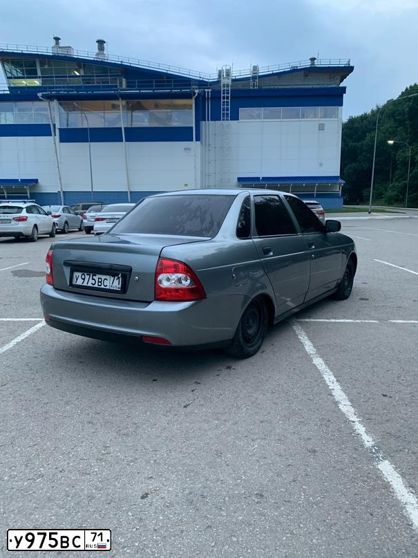 Фото автомобиля LADA 2170 PRIORA, 2008 — госномер У975ВС71. Цвет: СРЕДНИЙ СЕРО-ЗЕЛЕНЫЙ МЕТ