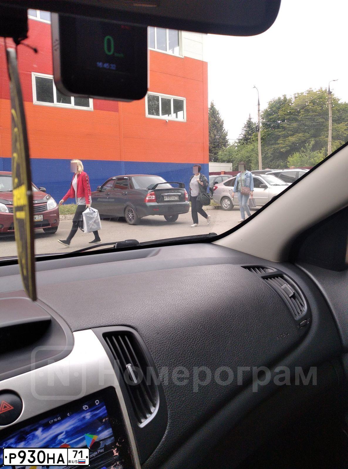 Фото автомобиля LADA 2170 PRIORA, 2013 — госномер Р930НА71. Цвет: Сине-зеленый