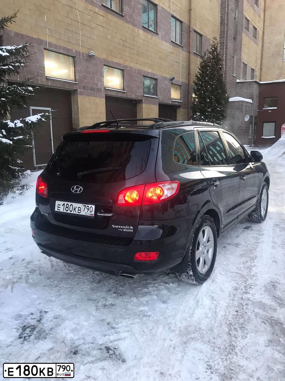 Фото автомобиля HYUNDAI SANTA FE, 2008 — госномер К925УО134. Цвет: ЧЕРНЫЙ