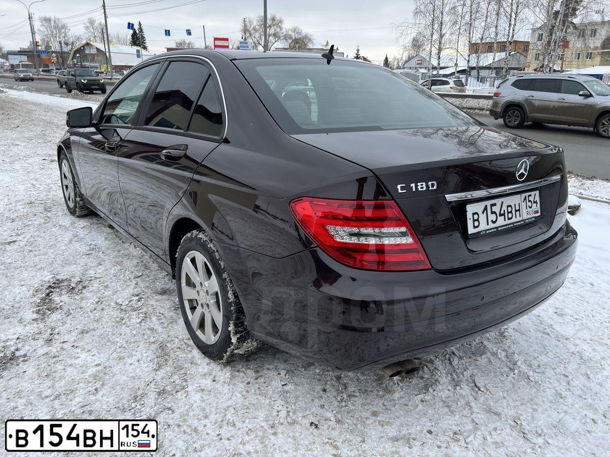 Фото автомобиля MERCEDES C-KLASSE, 2011 — госномер В154ВН154. Цвет: Коричневый