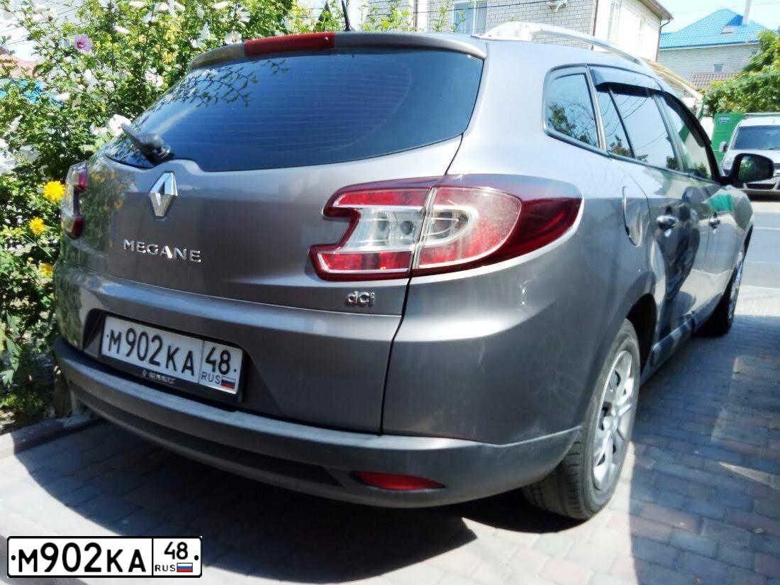 Фото автомобиля RENAULT MEGANE /GRAND/ SCENIC, 2010 — госномер М902КА48. Цвет: СЕРЫЙ