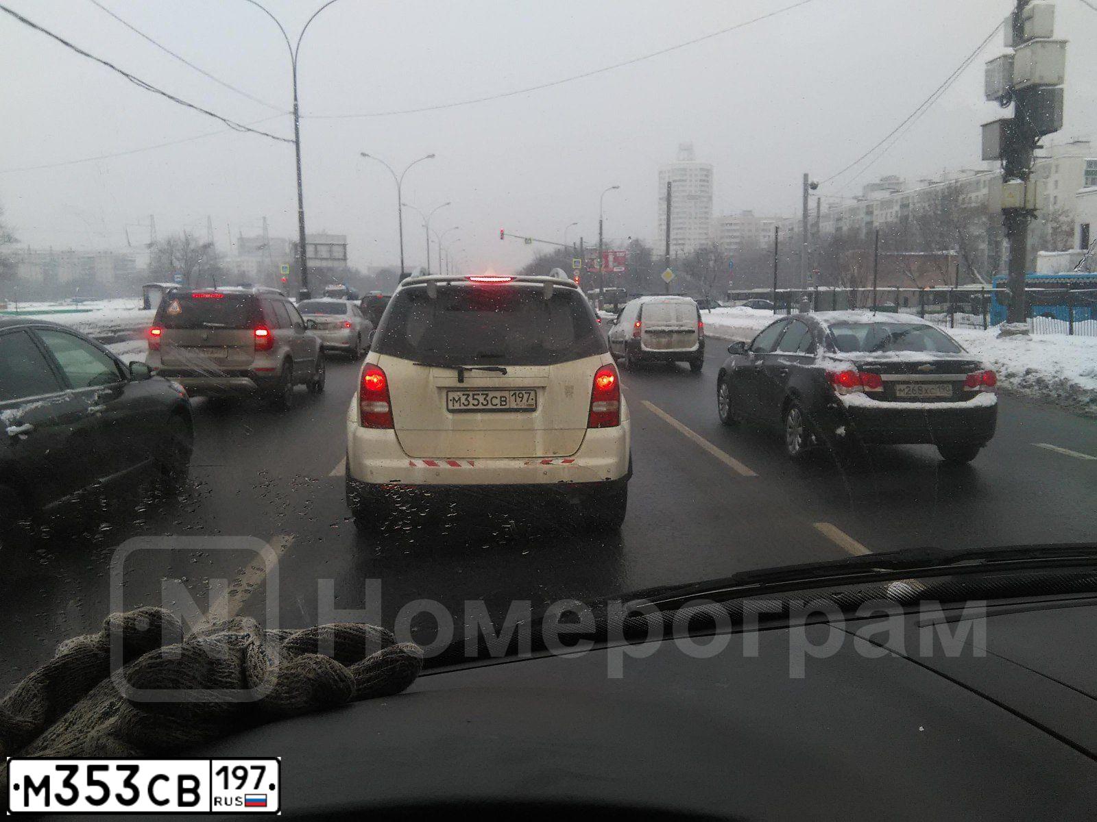 Фото автомобиля SSANGYONG REXTON, 2011 — госномер М353СВ197. Цвет: БЕЛЫЙ