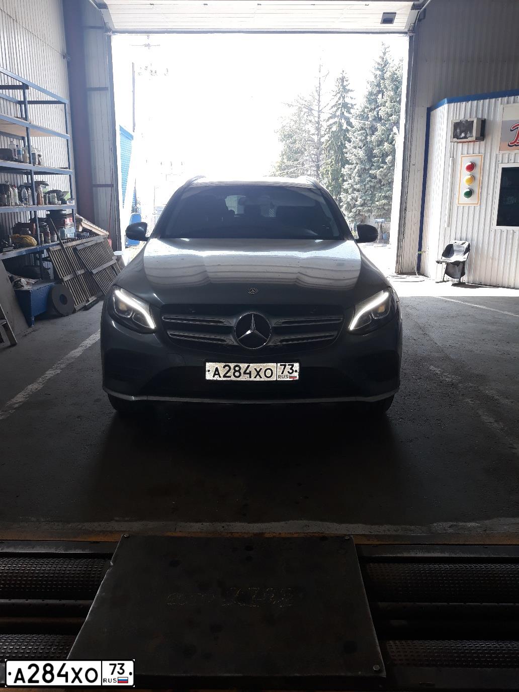 Фото автомобиля RENAULT KOLEOS, 2011 — госномер Т792ВВ152. Цвет: ЧЕРНЫЙ
