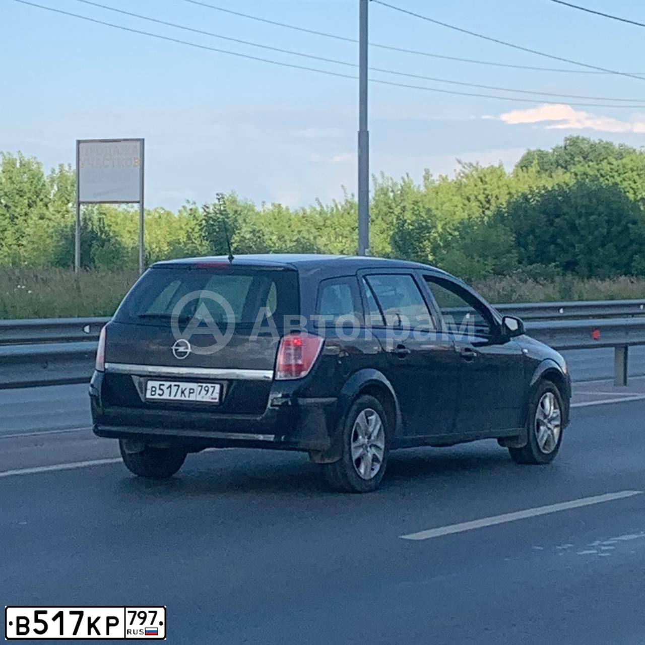 Фото автомобиля OPEL ASTRA, 2012 — госномер Н042РН62. Цвет: ЧЕРНЫЙ