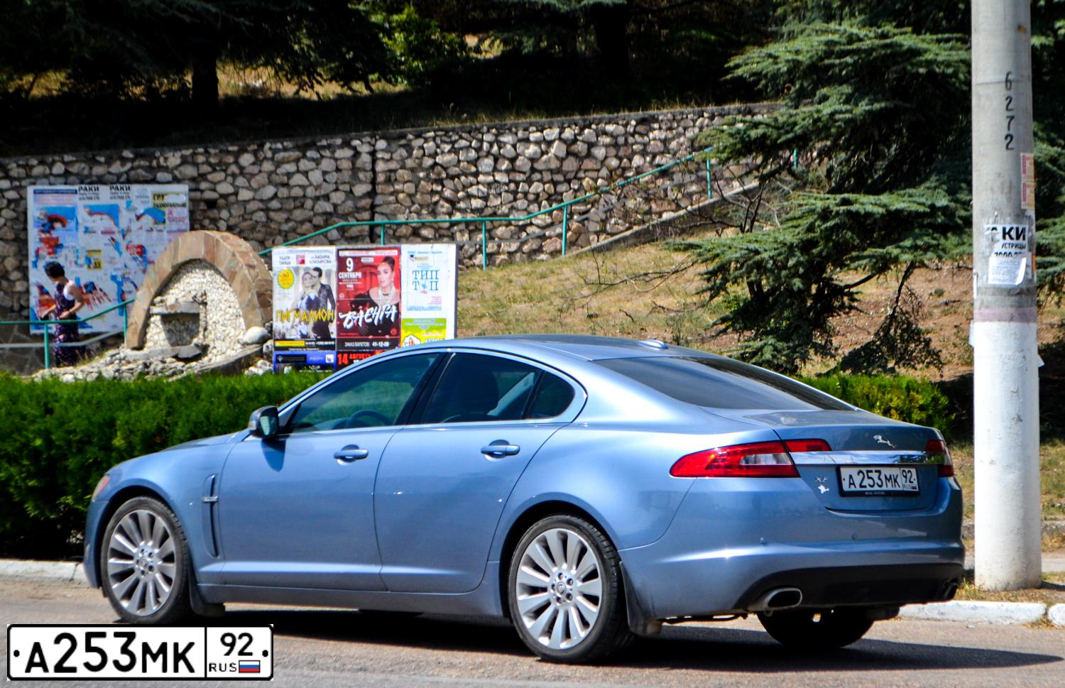 Фото автомобиля JAGUAR XF-SERIE, 2008 — госномер А253МК92. Цвет: ГОЛУБОЙ