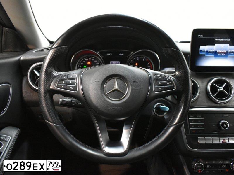 Фото автомобиля MERCEDES-BENZ CLA200, 2018 — госномер М232ТР13. Цвет: синий
