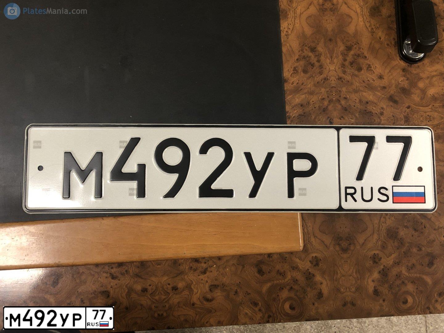Фото автомобиля FORD FOCUS, 2010 — госномер М492УР77. Цвет: ЧЕРНЫЙ