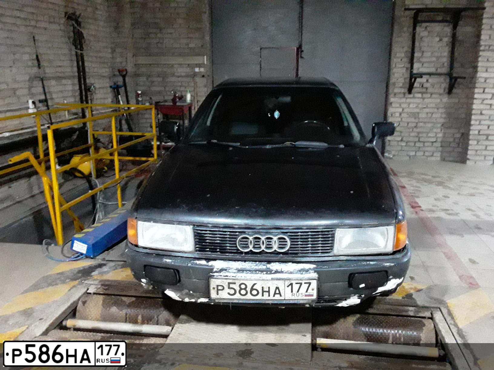 Фото автомобиля AUDI 80, 1991 — госномер С869РУ40. Цвет: ЧЕРНЫЙ