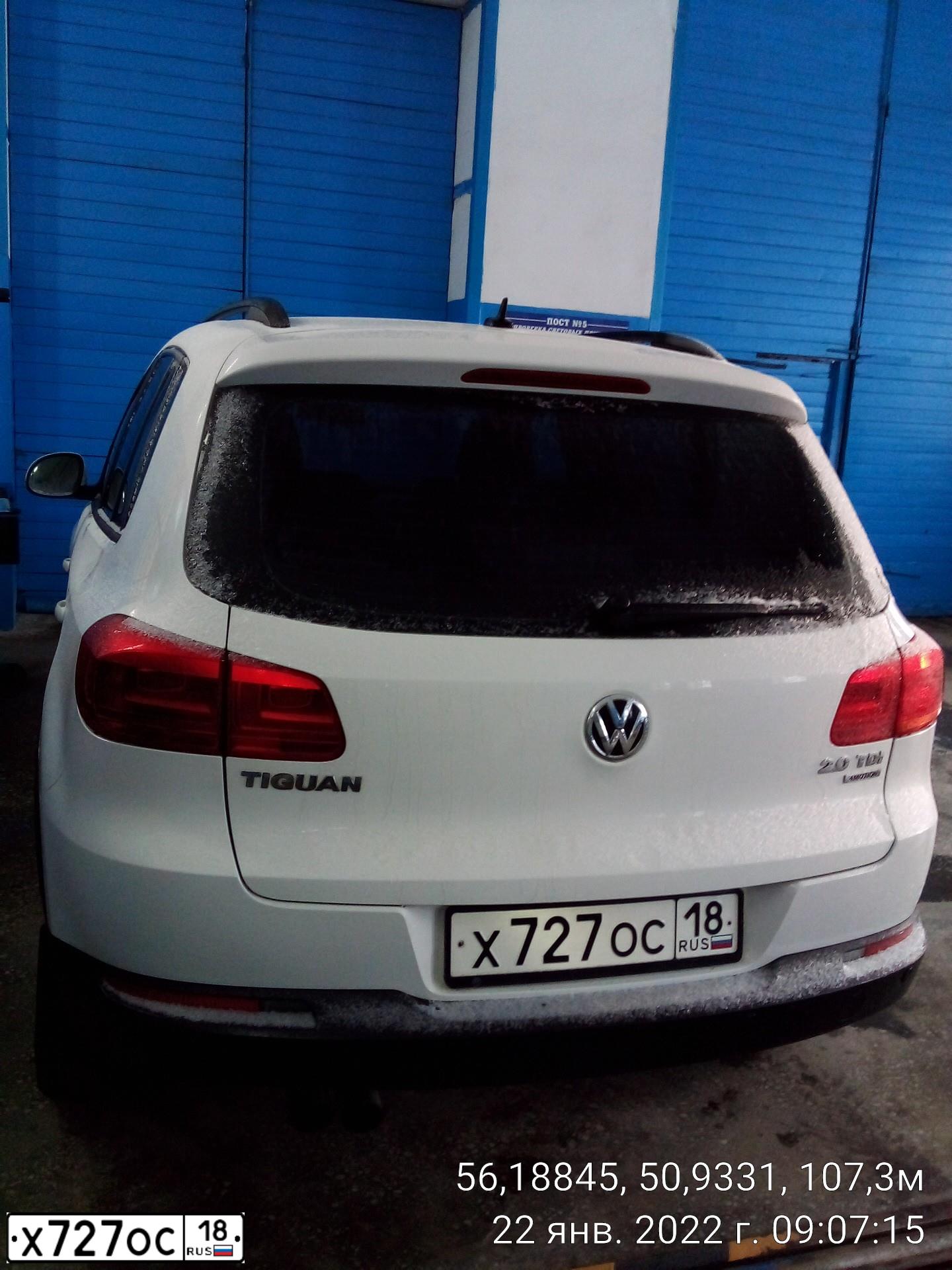 Фото автомобиля PEUGEOT 308, 2010 — госномер Т766СН18. Цвет: Красный