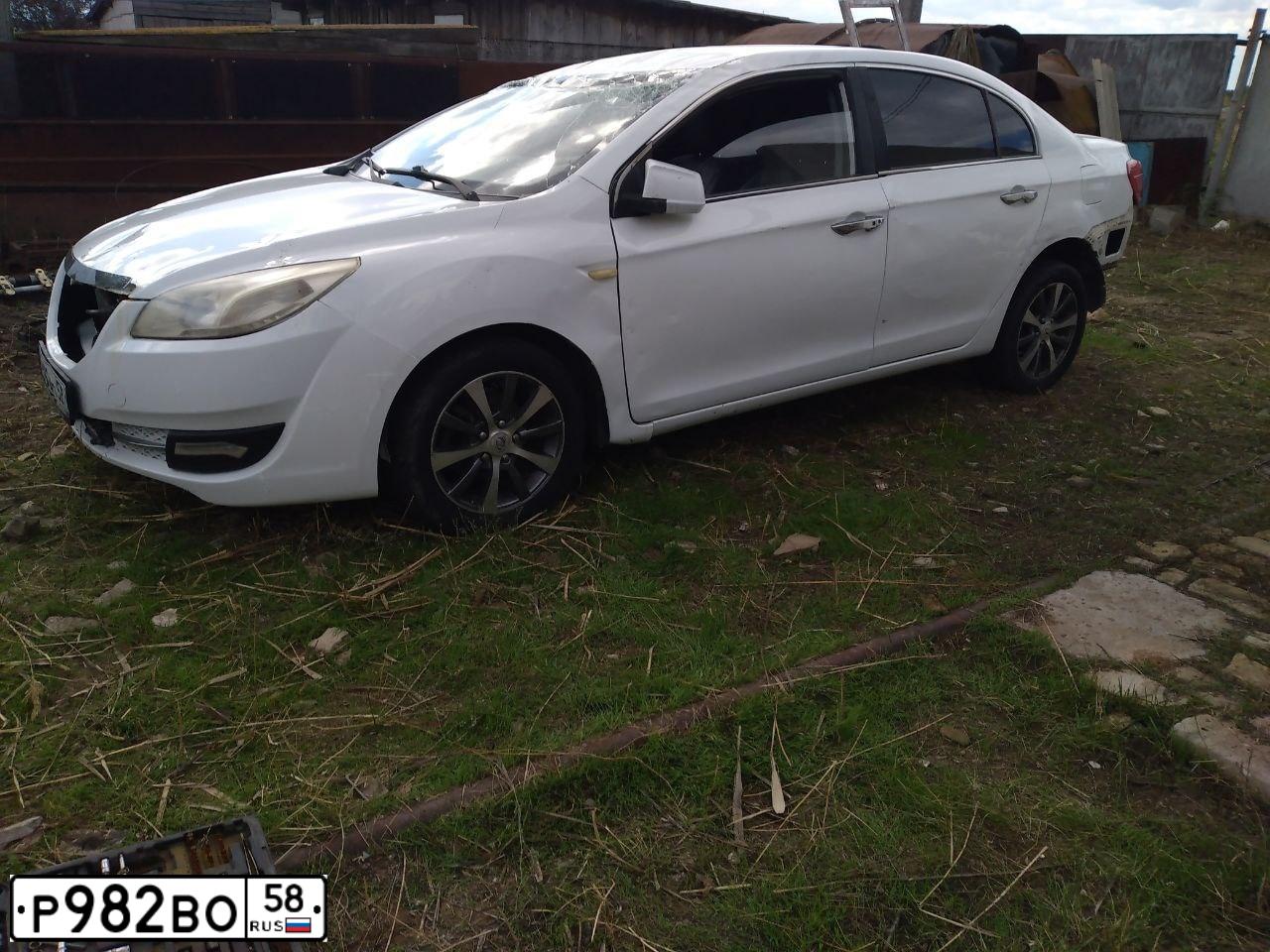 Фото автомобиля LIFAN CEBRIUM, 2014 — госномер М468ОМ134. Цвет: Белый
