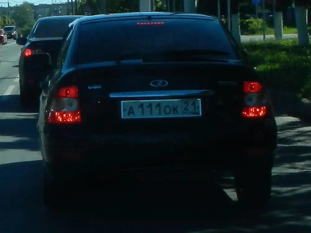 Фото автомобиля LADA 2114 SAMARA, 2005 — госномер А111ОК21. Цвет: СВЕТЛО-СЕРЕБРИСТЫЙ МЕТАЛЛ