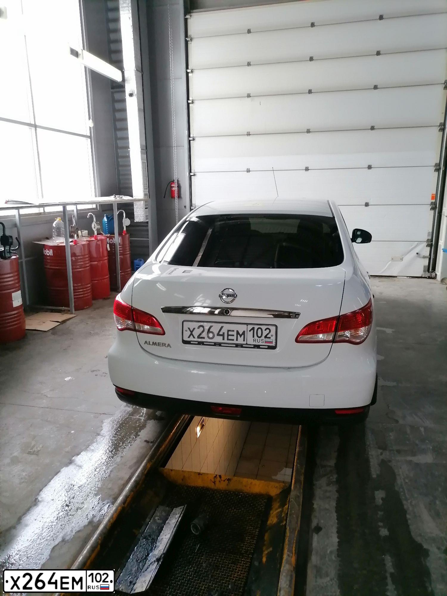 Фото автомобиля NISSAN ALMERA /AVTOVAZ/, 2018 — госномер В831ТА702. Цвет: Белый