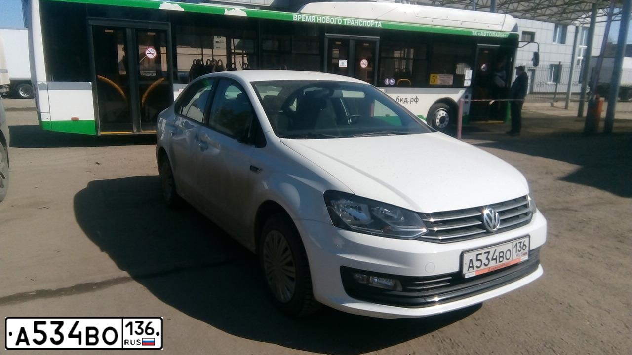 Фото автомобиля VOLKSWAGEN POLO, 2019 — госномер А534ВО136. Цвет: БЕЛЫЙ