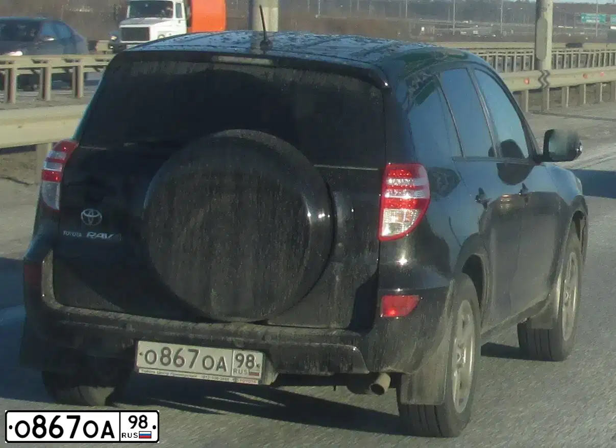 Фото автомобиля VOLVO XC60, 2020 — госномер О867ОА98. Цвет: Белый