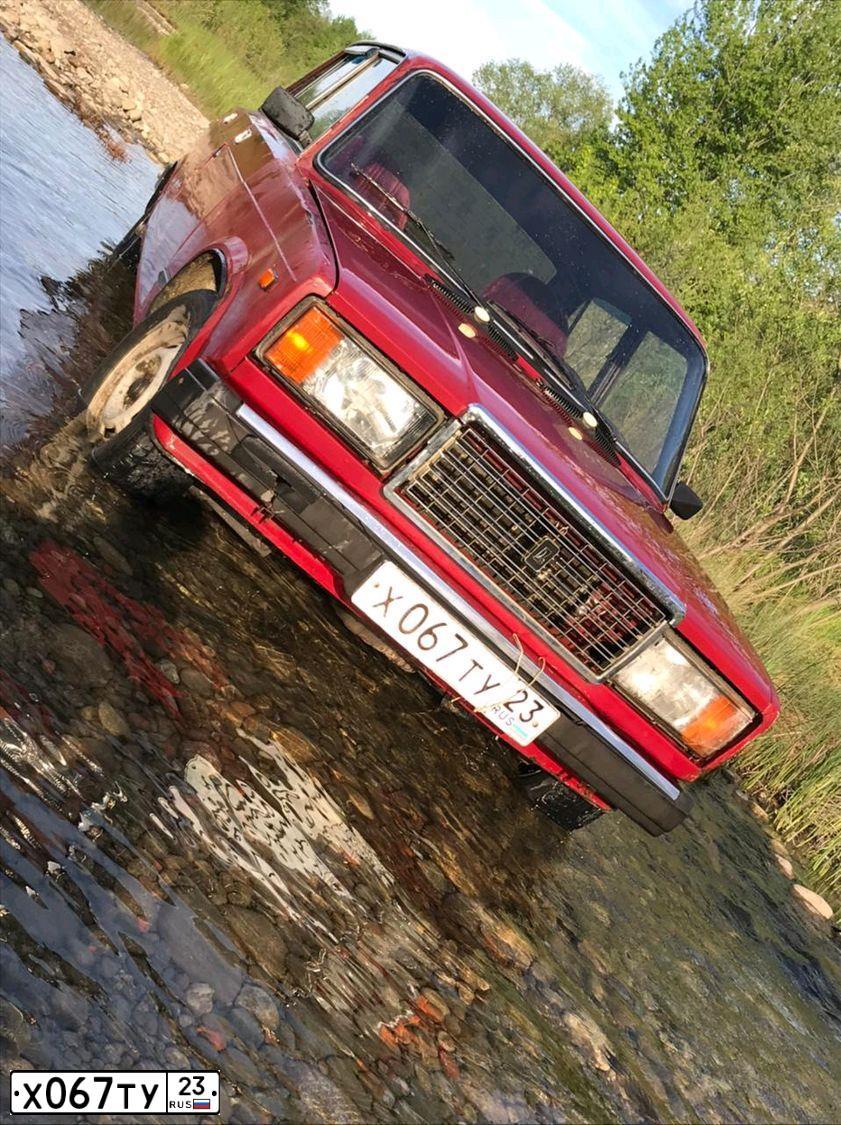 Фото автомобиля LADA 2107, 1984 — госномер Х067ТУ23. Цвет: ВИШНЕВЫЙ